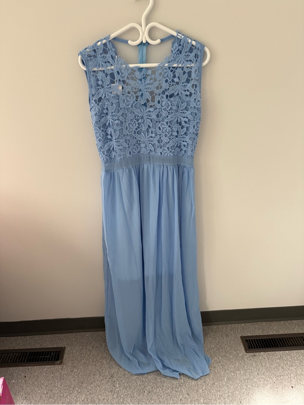 Light Blue Lace Bodice Maxi Dress with Chiffon Skirt